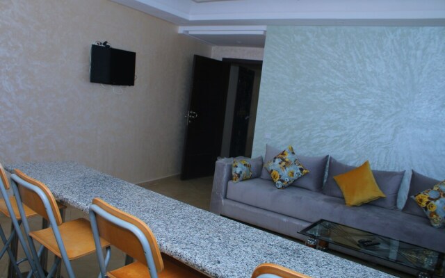 Bouznika Apartment 2021