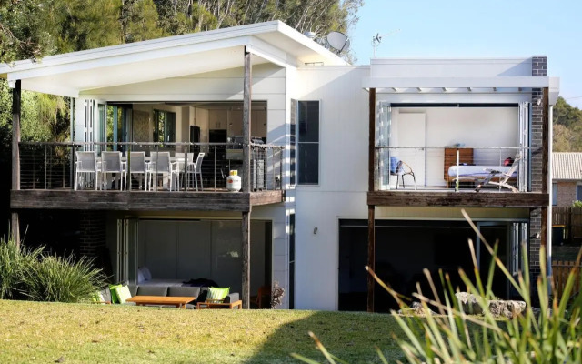 Surfspray I Pet Friendly I Absolute Beachfront