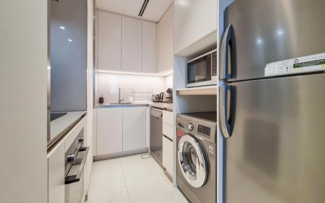 JBR - The Address 605