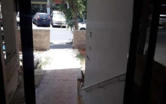 Apartment on Uziel street
