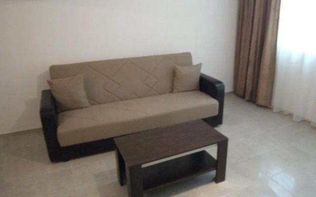 Nicol Apartment in Hermes Complex