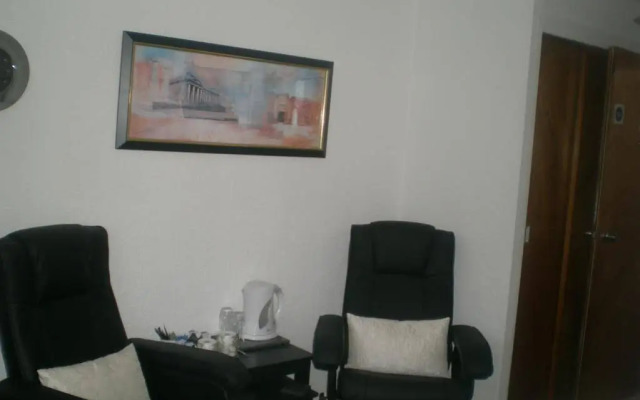 Tay Villa Bed And Breakfast