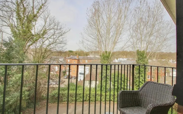 Stunning 2-bed Apartment in Tunbridge Wells