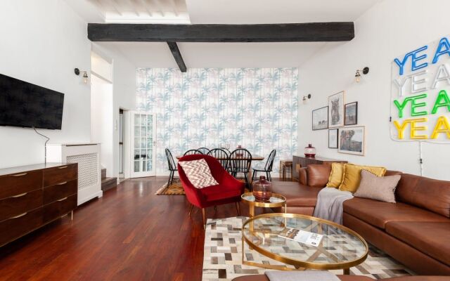 The South Kensington Mews - Lovely & Bright 5BDR Kensington Mews