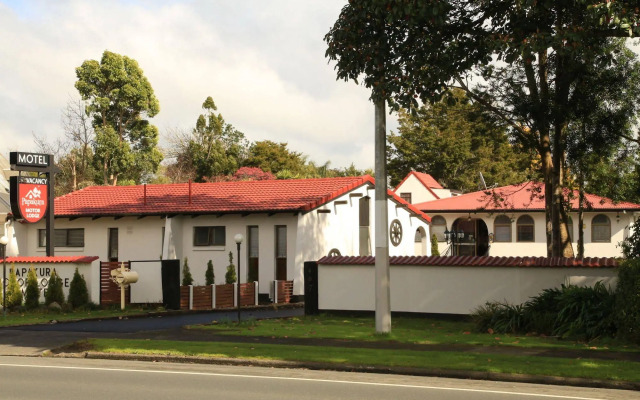 Papakura Motor Lodge & Motel