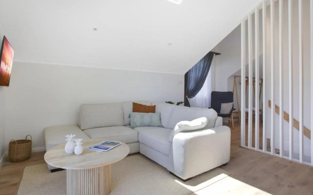 Tea Gardens Loft