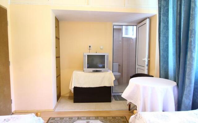 The House Hostel