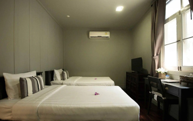 Dorm of Happiness by Tharaburi