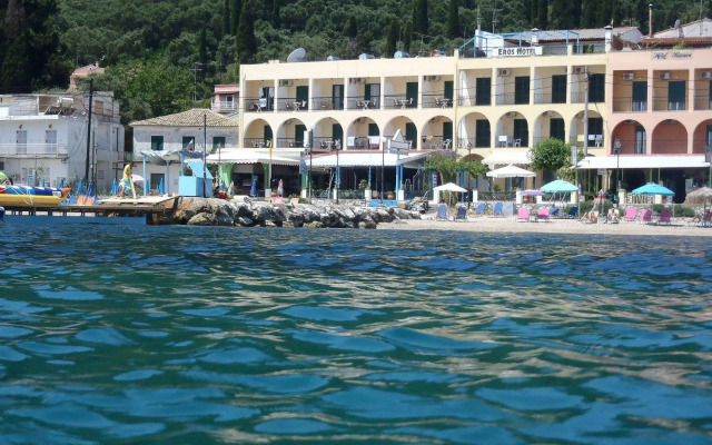 Riviera Seaside Hotel