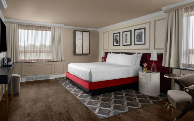 The Drake Oak Brook, Autograph Collection