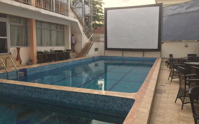 Springpark Yaad Hotel