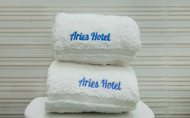 OYO 1819 Aries Hotel