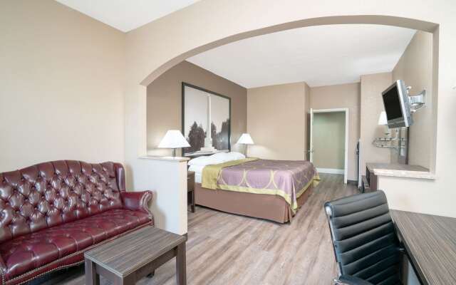 Super 8 by Wyndham Murfreesboro