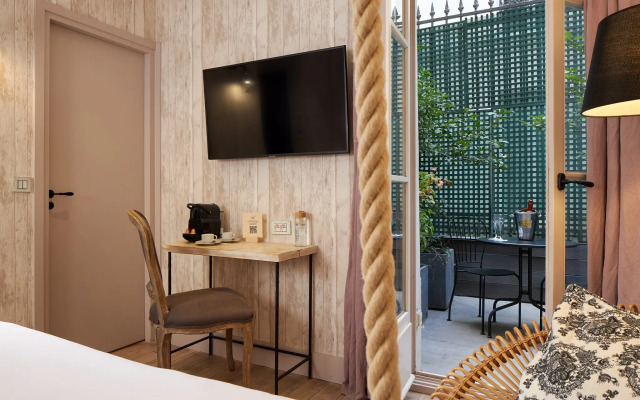 Les Plumes Hôtel Paris