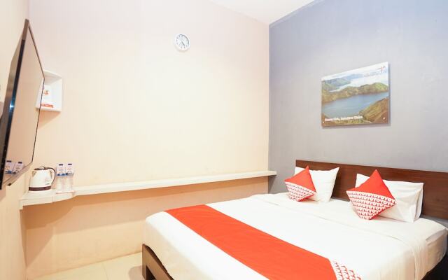 ZEN Rooms Basic Audah Syariah Sutos