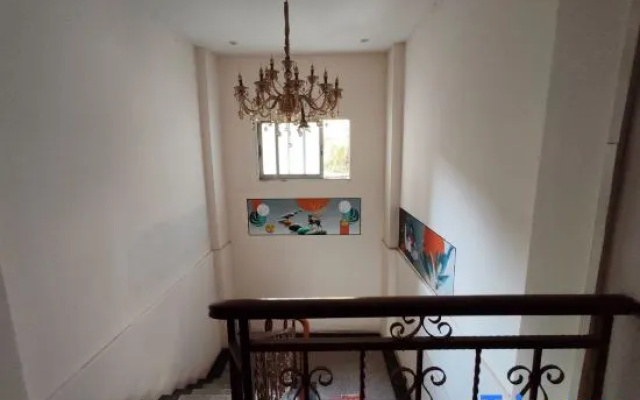 Huabin Preferred Apartment (Jiangmen Open University Branch) – Hotel Rooms – Jiangmen