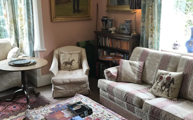 Lower Buckton Country House - Sleeps 12