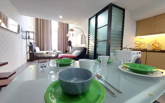 Inspired Homes, Empire Duplex#1