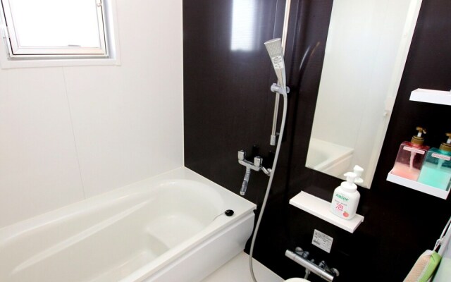 Seaside Condominium Mihama