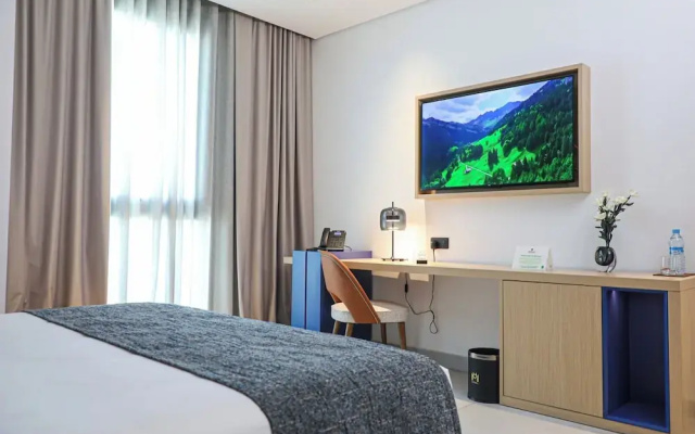 Mh Hotel