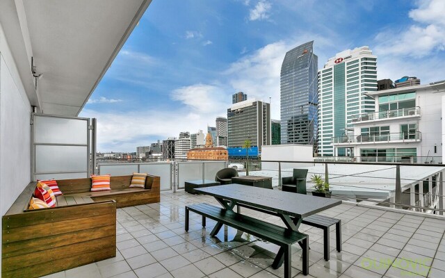 QV CBD Studio with Huge Deck - 960