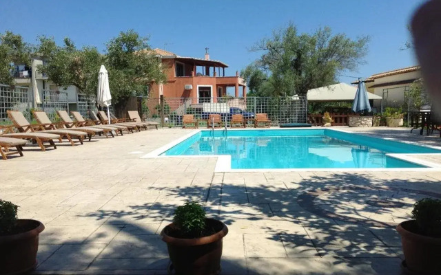 Avra Hotel