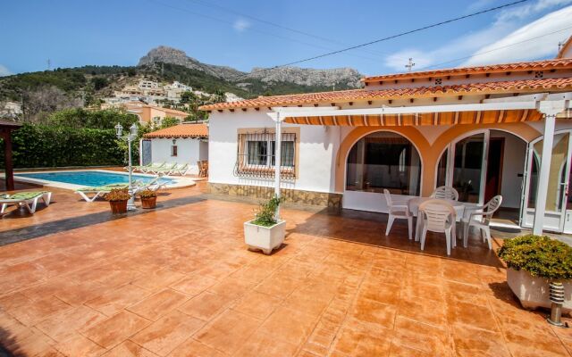 Mercedes - comfortable holiday accommodation in Calpe
