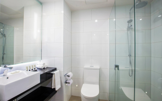 Hotel Indigo Melbourne on Flinders by IHG