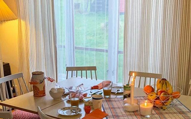 8 Person Holiday Home In Brastad