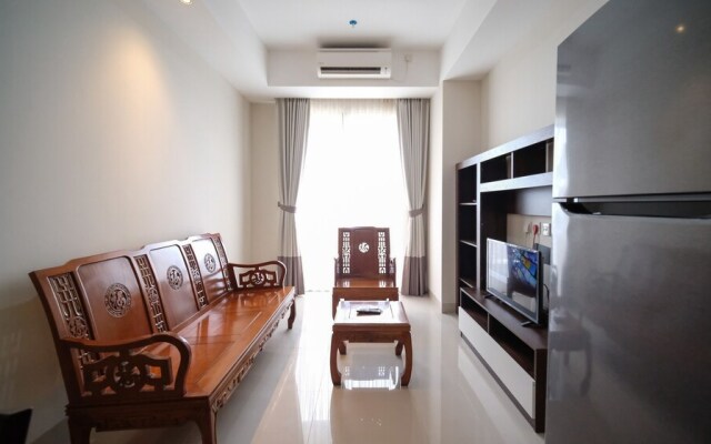 Simple And Clean 2Br At Grand Sungkono Lagoon Apartment