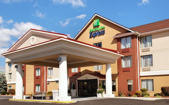 Holiday Inn Express & Suites Knoxville-North-I-75 Exit 112, an IHG Hotel