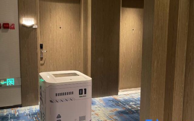 Yishang Hotel (Guangzhou Huadu Sunac Business College)