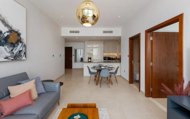 Sleek 1BR at Dubai Marina w Balcony