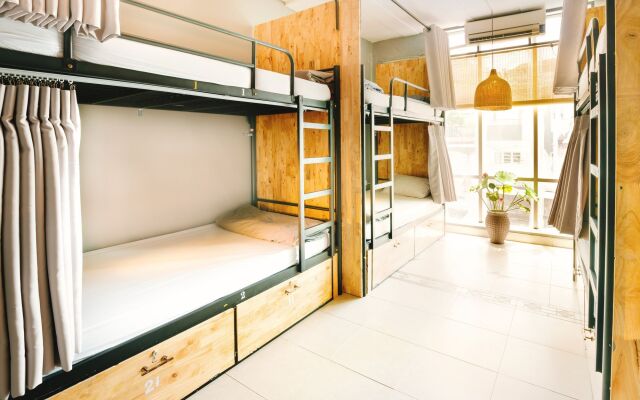 Vitamin Smiles Hostel