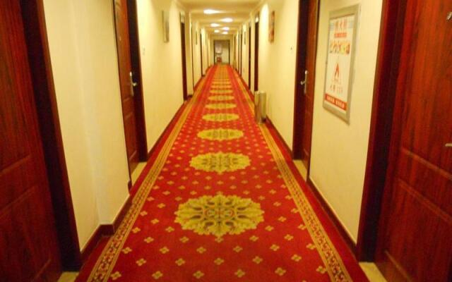 Greentree Inn Linyi Lanshan District Bus Station E