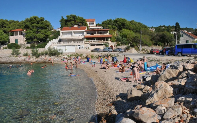 Daira - Great Location - A1