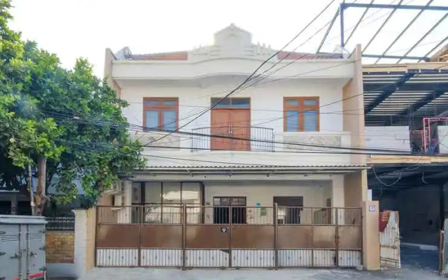 Mono Coliving Kertajaya Syariah, SBY