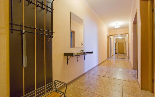 Апартаменты на Коломяжском проспекте 26