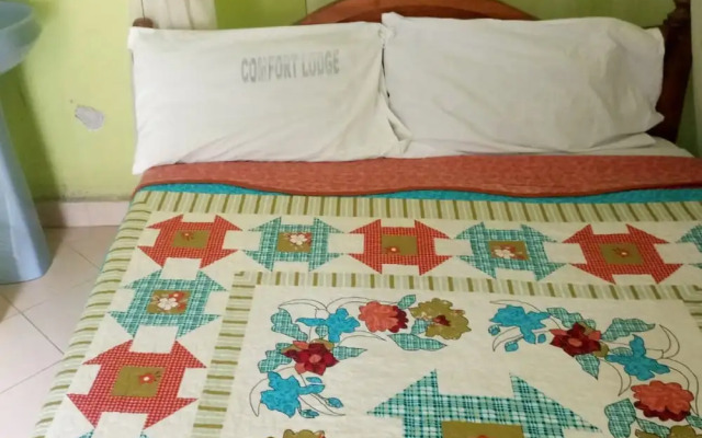 Comfort Lodge