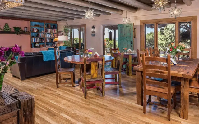 Bobcat Inn Bed and Breakfast