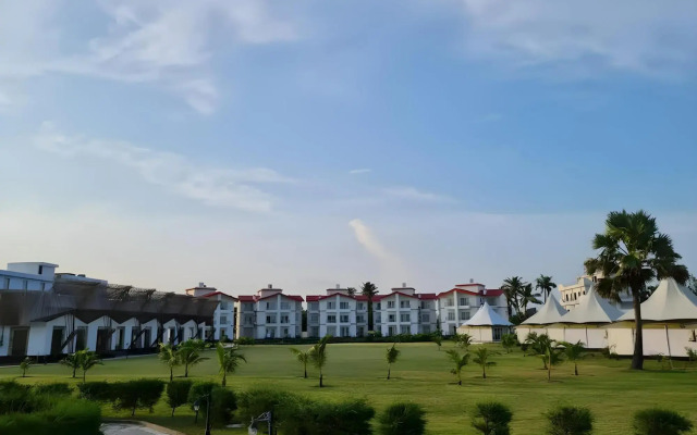 Luxury Banyan Tree Resort