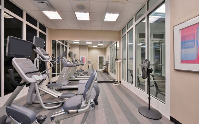 Holiday Inn Kansas City Airport by IHG