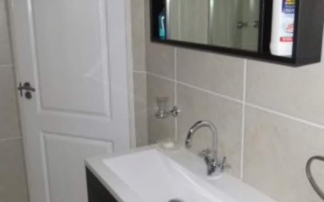 Modern Executive Penthouse All Amenities