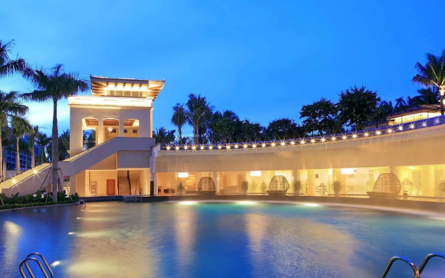 Wyndham Grand Plaza Royale Hainan Longmu Bay