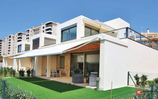 Vila Paradis 17 by Bravos Club