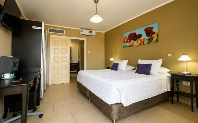 Eden Beach Resort