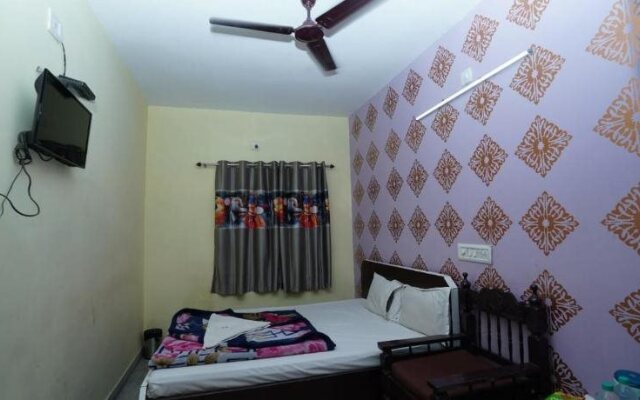 Hotel Gokul Palace