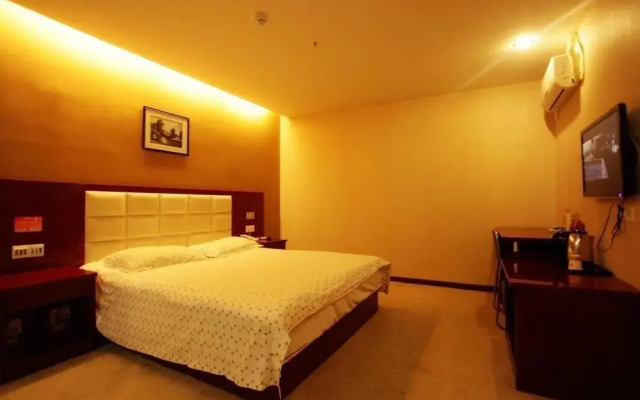 Super 8 by Wyndham Wuchang Railway Station East Sq. Jing An