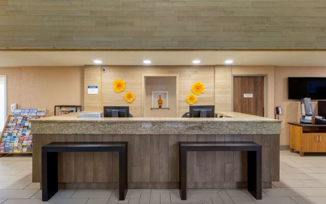 Best Western Plus Oak Harbor Hotel & Conference Center