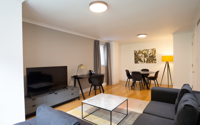 Monarch House Serviced Apartments